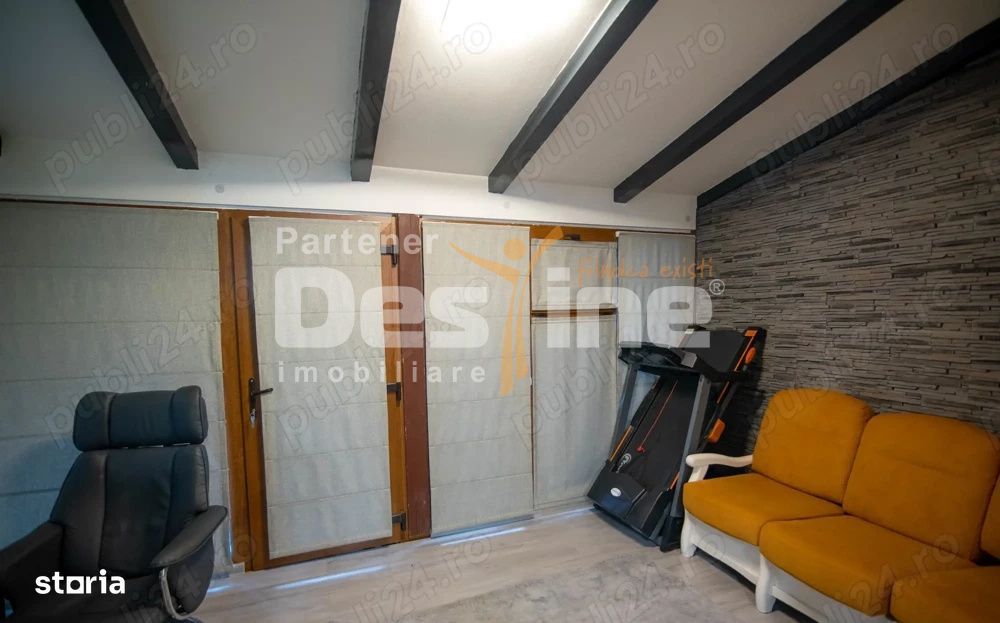 Oferim spre vanzare duplex despartit prin camera tehnica