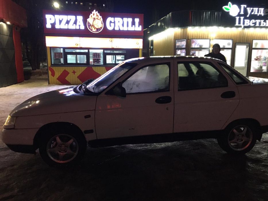 Машина Ваз 2110