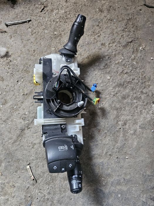 Spira volan + manete Renault Megane 3 COD:255670019R ID 7613