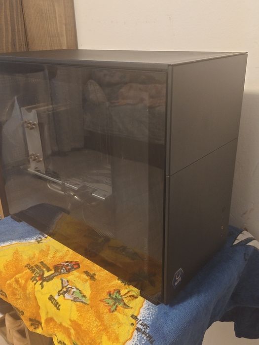 PC Intel core i5 9400 rx 580 8gb oc 16 GB RAM 500gb ssd