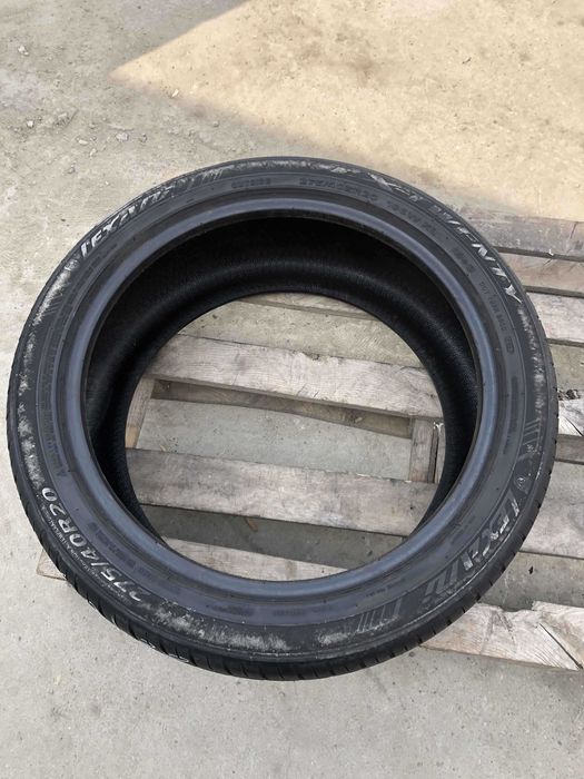 Anvelopa Vara 275/40 R20 LEXANI LXT Wenty 106W - XL