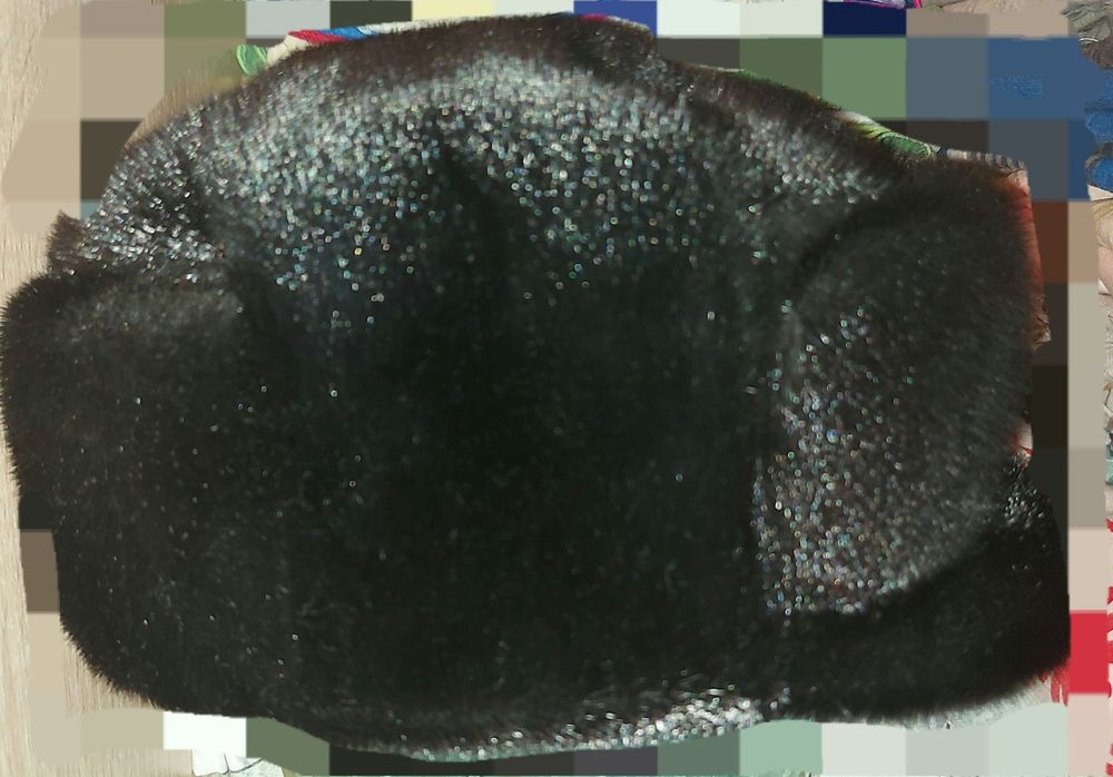 Продам головные уборы,