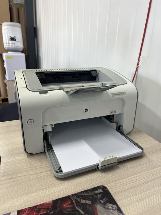 Принтер HP P1102
