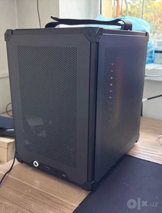 Компактный Mini-ITX компьютер сборка / рабочая станция