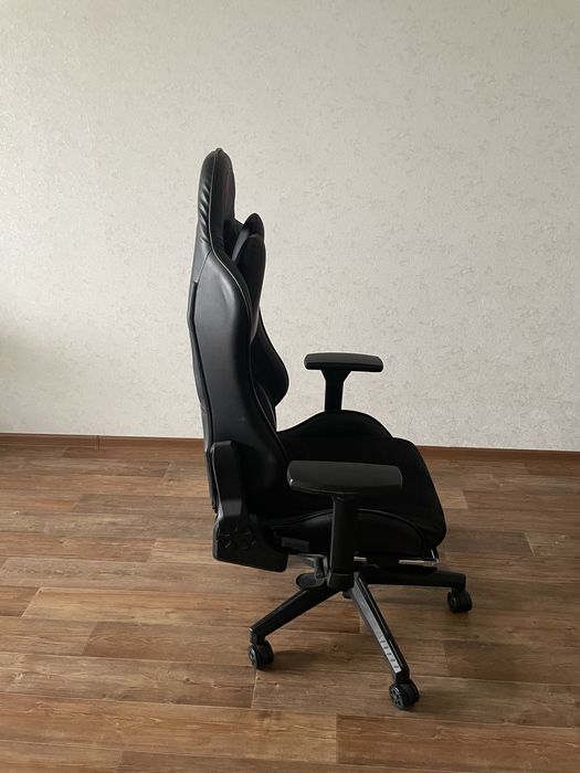 Продам игровое кресло Ardor Gaming Force Armor 2000M