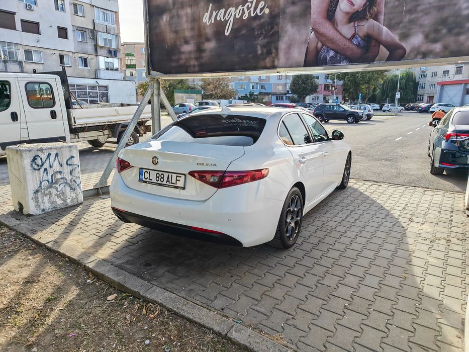 Alfa Romeo Giulia 2019 diesel, 16.106 € — imagine 4