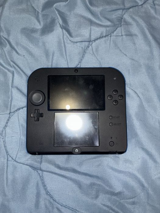 Nintendo 2DS Без писалка