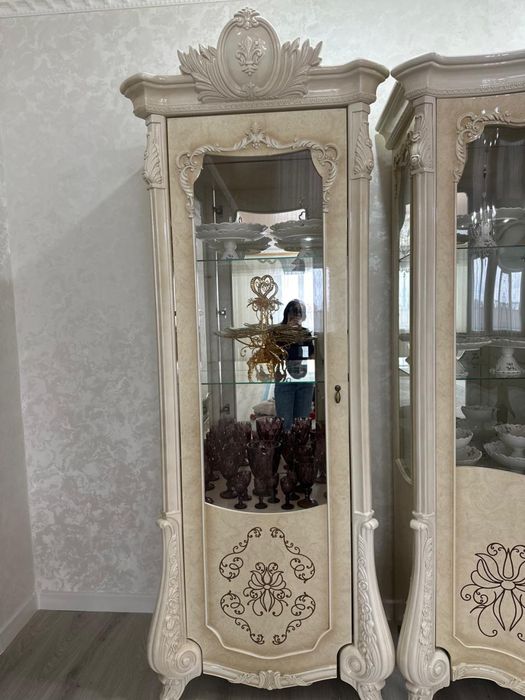 Продам срочна сервант