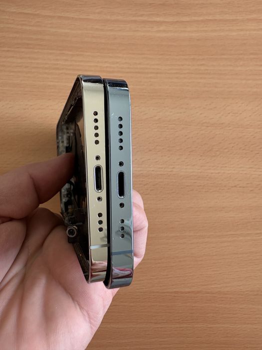 Carcase iPhone 13 Pro Max (Blue/ White)