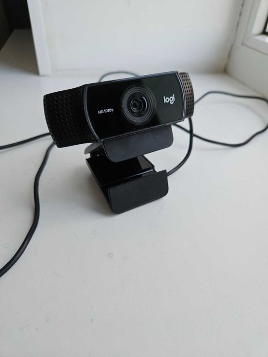 Logitech C922 Pro HD (оригинал) + штатив 1080p