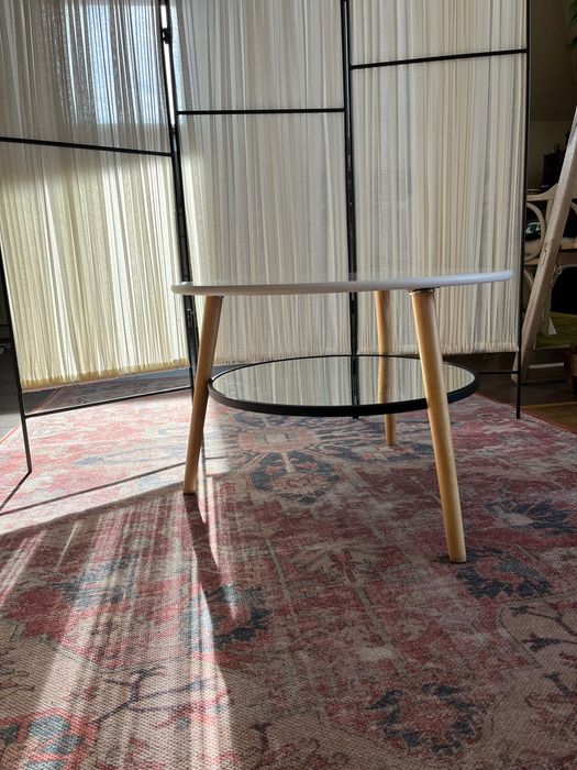 Кръгла масичка за кафе, холна