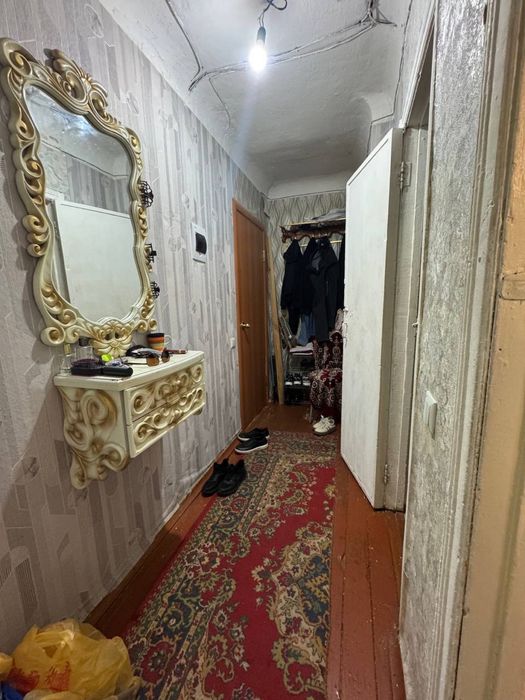 Продам 2 комнатную квартиру