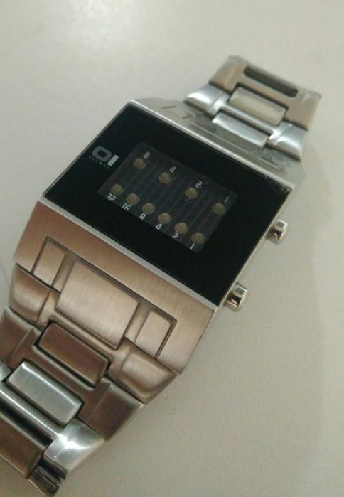 Бинарные часы The One Kerala