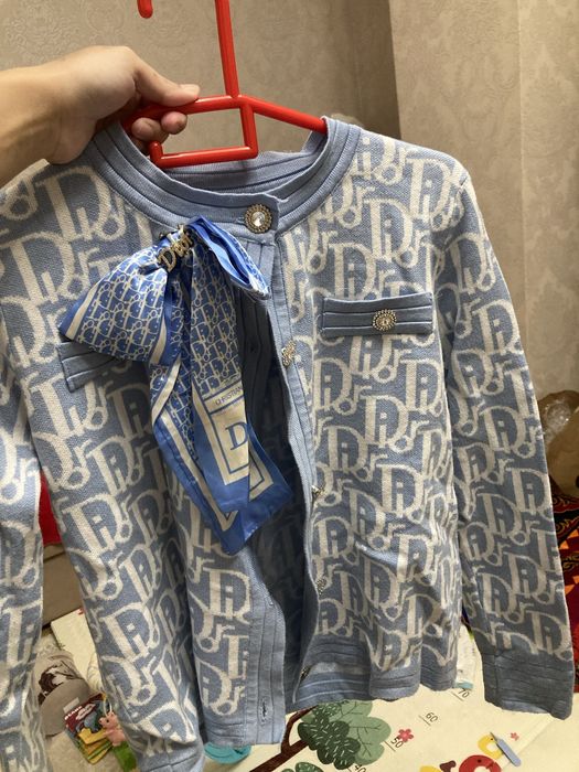 шуба,калган киымдер тегін қасына