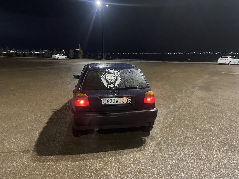 Продаю гольф 3 1.6