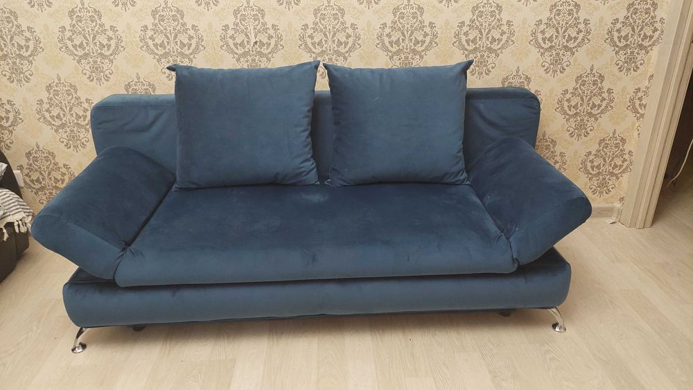 Продается диван б/у