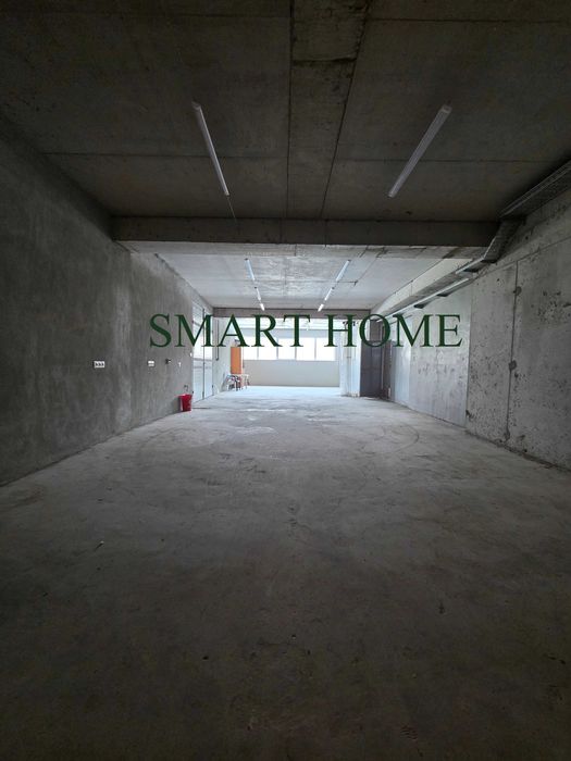 Дава се под наем Склад в Велико Търново, Център - 192 кв.м за 598.23 € - Снимка #1