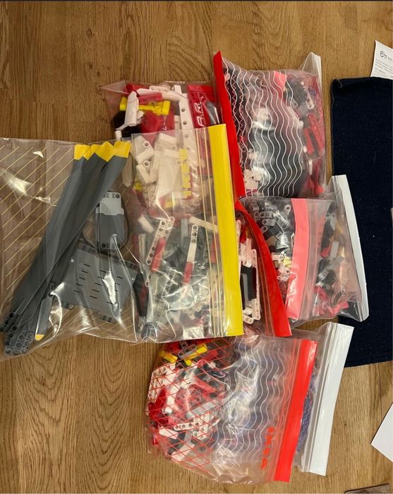 Lego Elicopter Airbus 42145