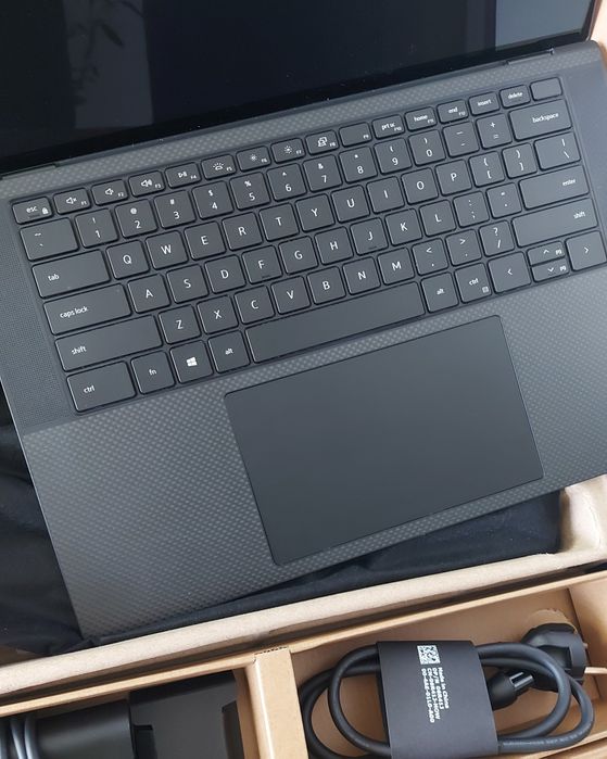 Dell Precision 5570, 4K Touch, i7 12800H, 32Gb, Ada 2000, 512Ssd