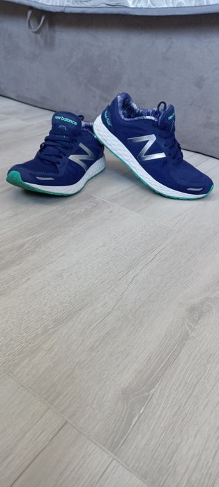 Оригинални дамски маратонки "New Balance" - № 40