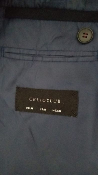 Vând palton pentru bărbați