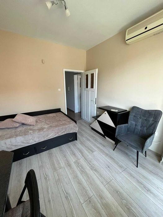 Дава се под наем Двустаен апартамент в Благоевград, Идеален център - 55 кв.м за 306 € - Снимка #3