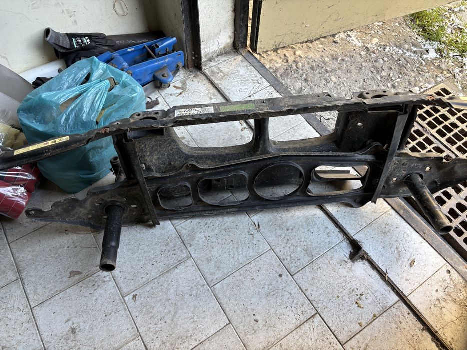 Останали части за бмв е39 фейс