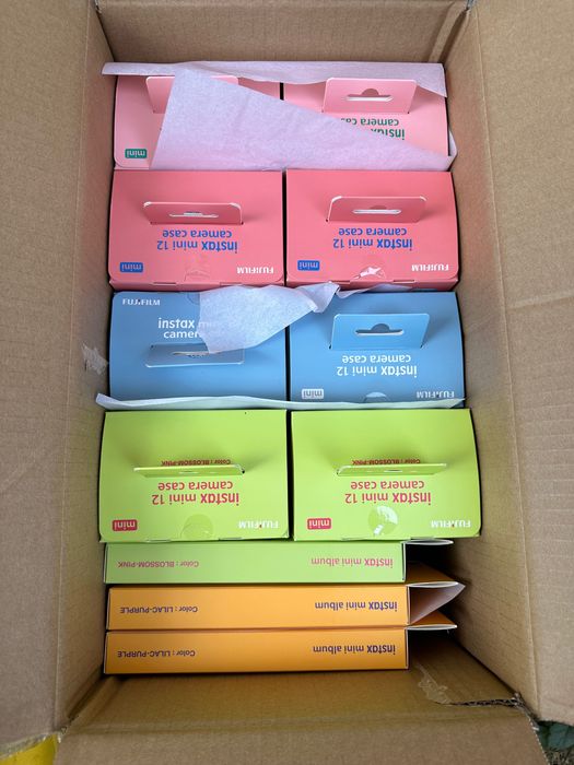 Instax mini 12 camera foto nou cu garantie 2 ani, film