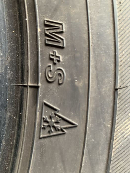 Set 215 70 16 de iarnă