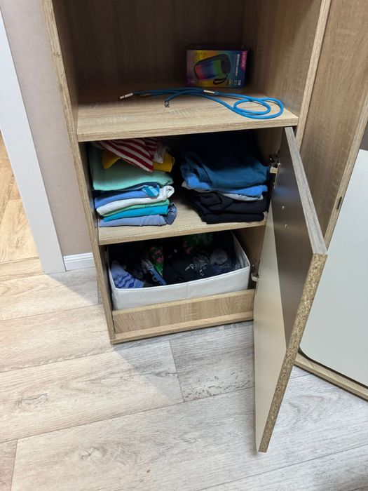 Шкаф угловой б/у