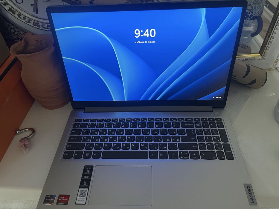Ноутбук Lenovo IdeaPad 1 (15”, 7-серия)