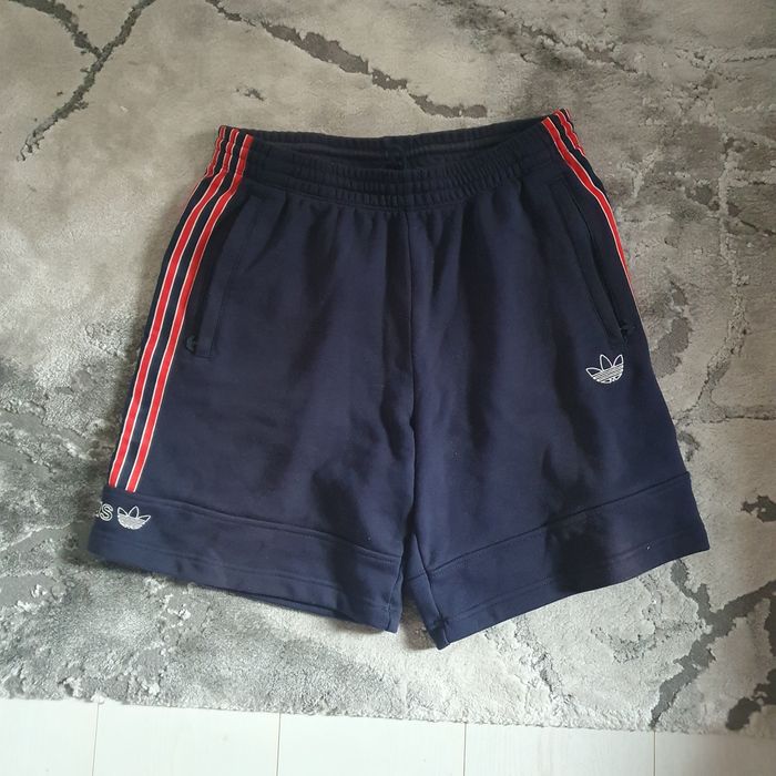 Pantaloni  scurti adidas