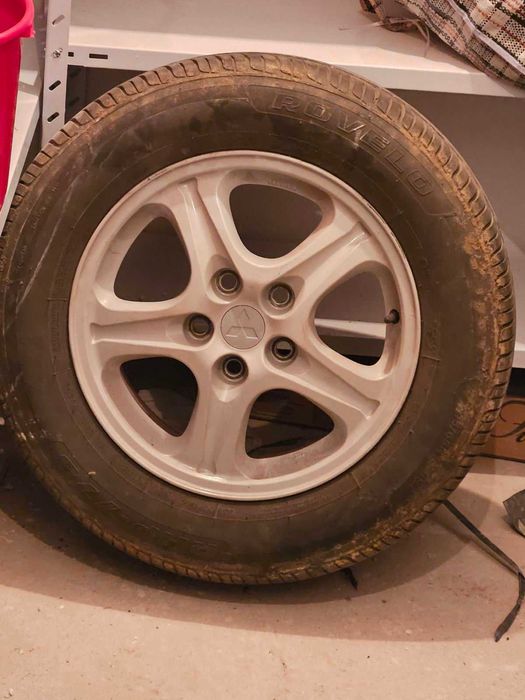 Алуминиеви Джанти с Гуми за Митсубиши 16 цола