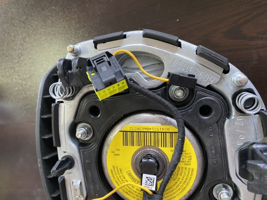 Оригинален airbag за bmw F01 F02 F10 F11 F18 за facelift 2014г волан