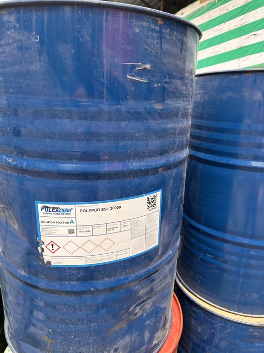 Продам бочки 200л