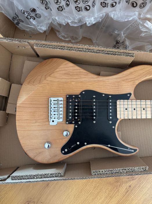 Yamaha Pacifica 112 V Yellow Natural Satin Електрическа китара