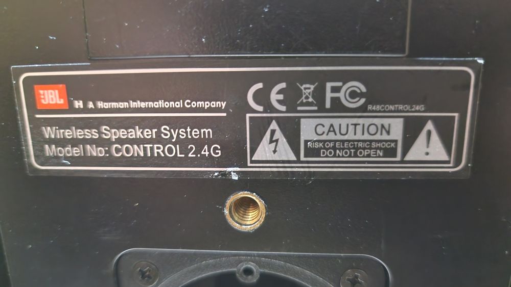 Boxe Jbl control 2,4 G