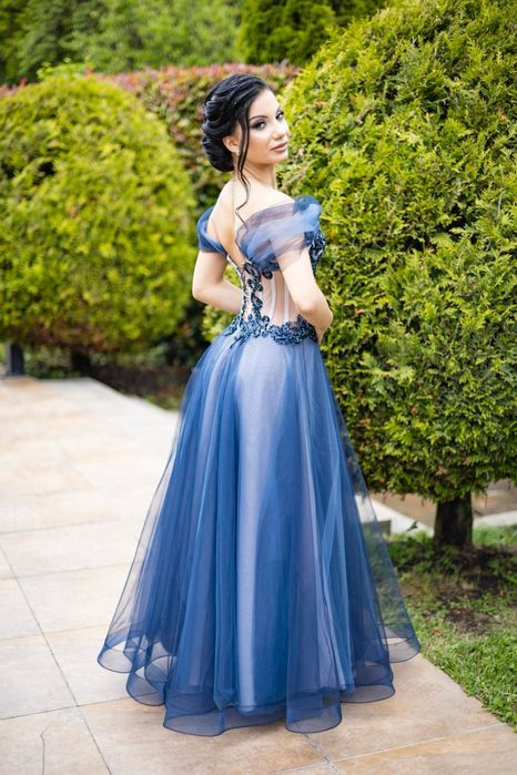 Бална рокля xs няма втора такава !