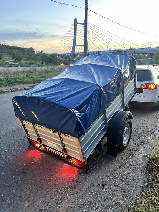 Inchiriez remorca 750kg basculabila