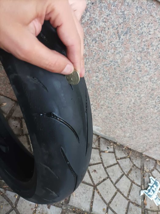 Предна гума мотор 120/70/17