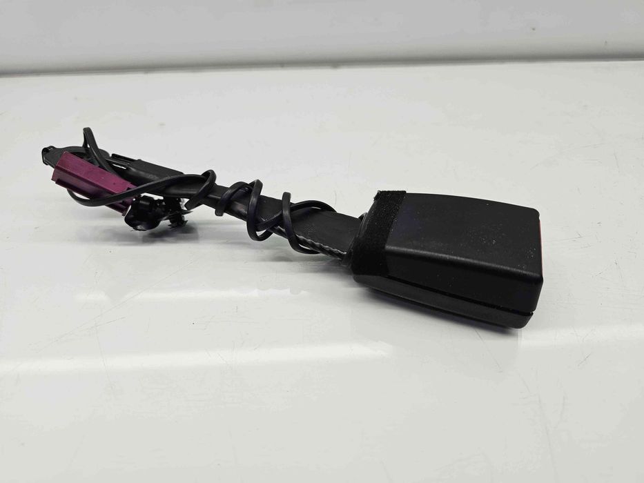 Capsa centura stanga fata Ford B-Max [Fabr 2012-prezent] AV11-R61208-