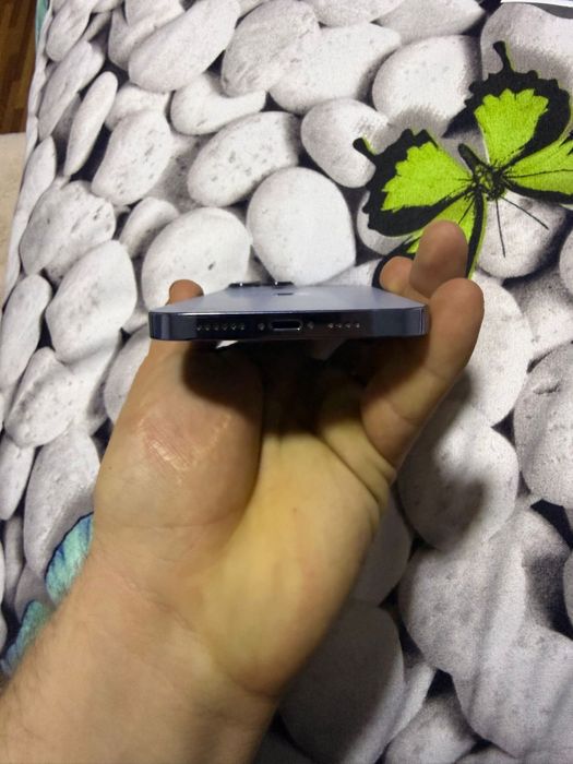 Vand Iphone 13 pro max  capacitate 128 baterie 81