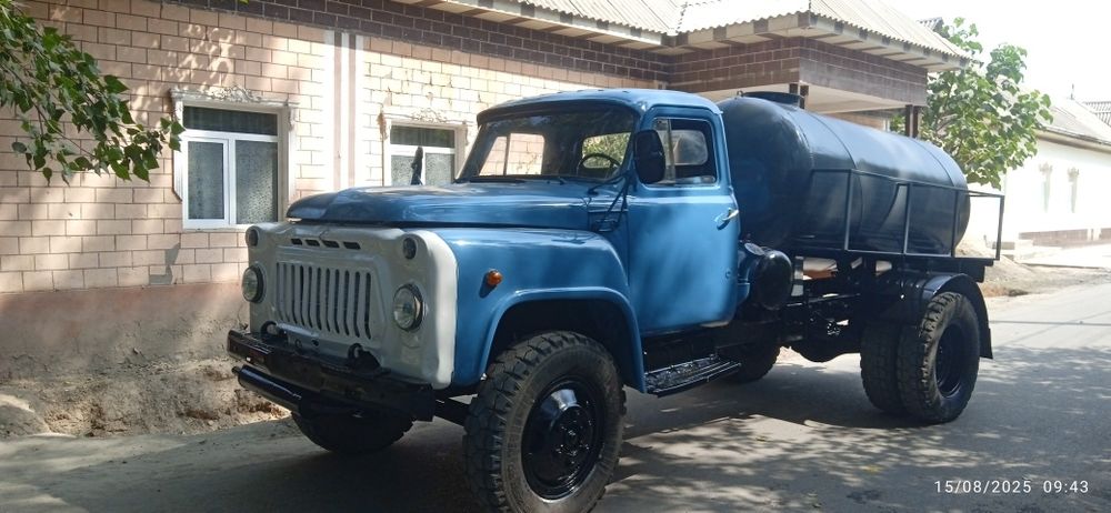 GAZ 53 GAVNAVOZ sotiladi