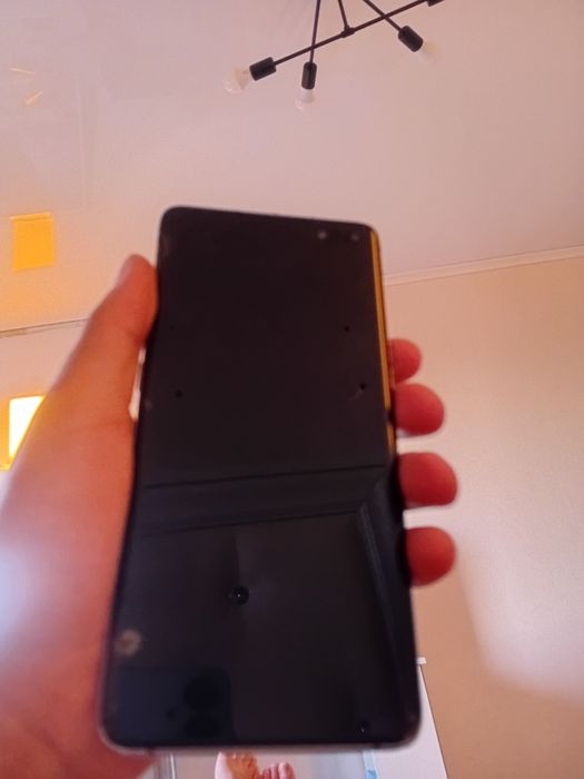 Продам самсунг с10