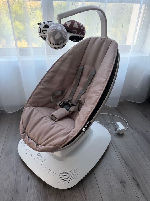 Електрическа бебешка люлка mamaRoo 5.0 Sandstone, пясъчна