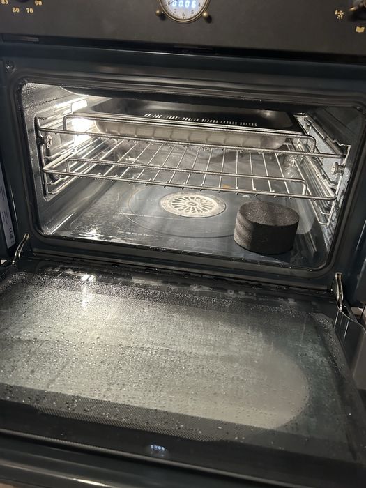 Cuptor cu aburi SMEG