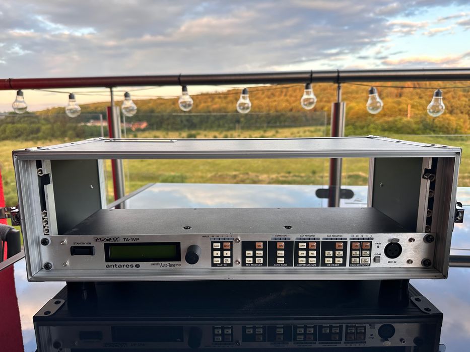 Tascam TA-1VP Auto-Tune Antares | Ca Nou | Achiziționat 09/2025
