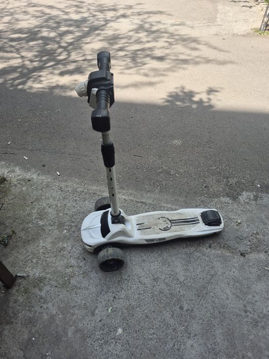 Самокат детский  с 2 х лет