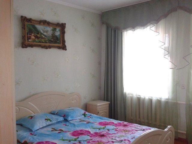 Продам спальную гарнитуру