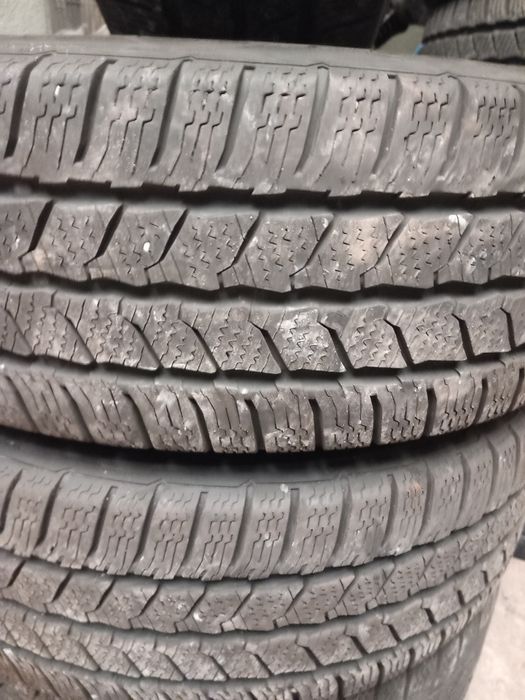 Anvelope de iarna 205 65 16C